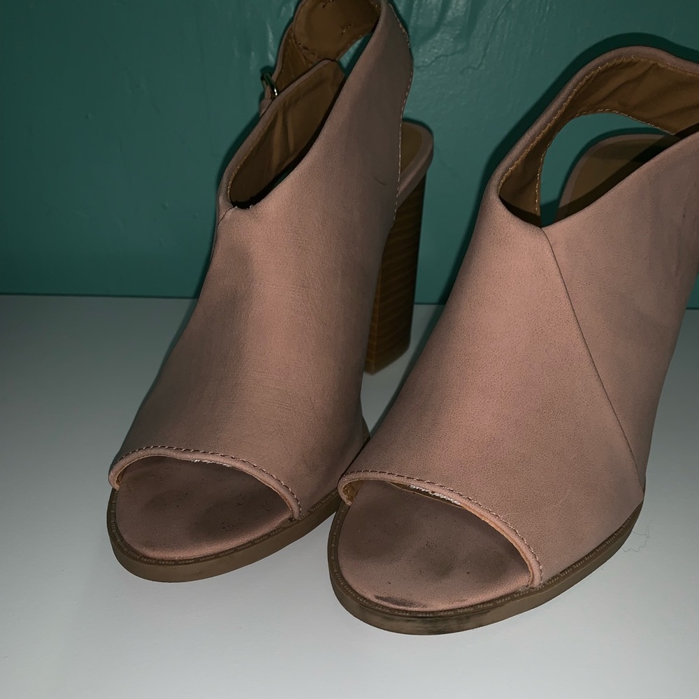 Wedges - Picture 2 of 4